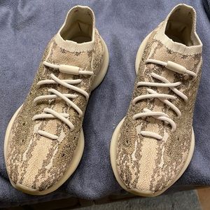 Yeezy Boost youth 7.5